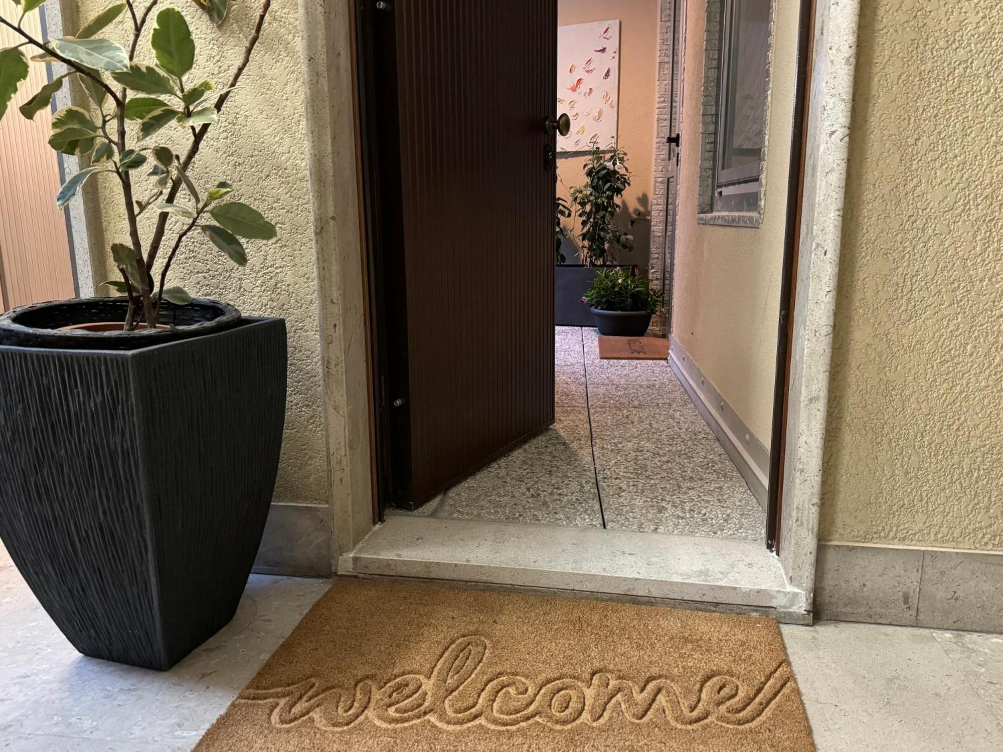 Teatro Romano Suites - Isabella トリエステ エクステリア 写真
